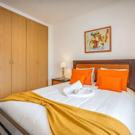 Apartment Cool Motion Rocha T1