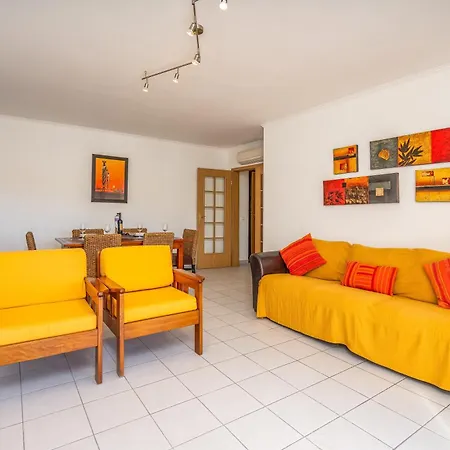 Cool Motion Rocha T1 Appartement *